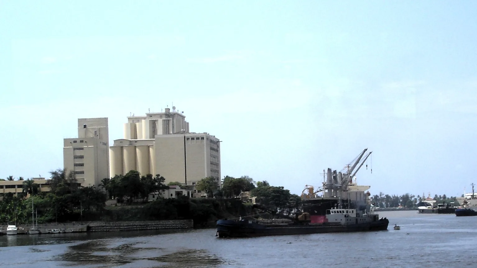 Vista del puerto de Santo Domingo, República Dominicana